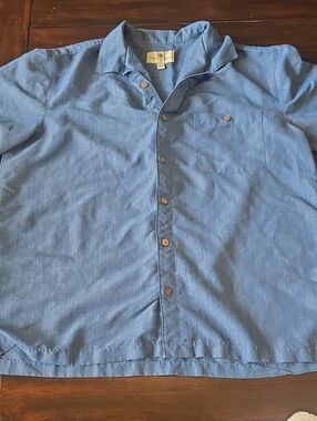 Men's Casual Island Shores Size XL Blue Button-Up Shirt